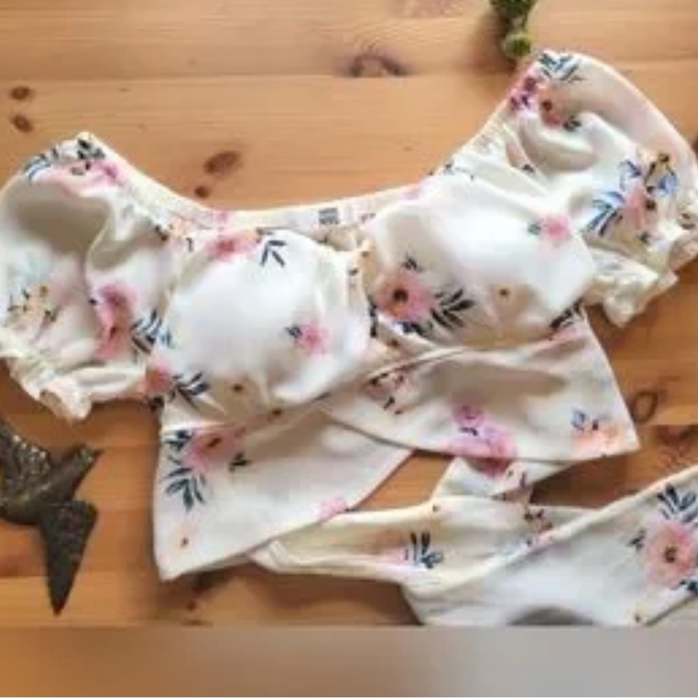 Floral Puff Sleeve Blouse